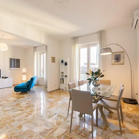 Roommo Artisti Firenze