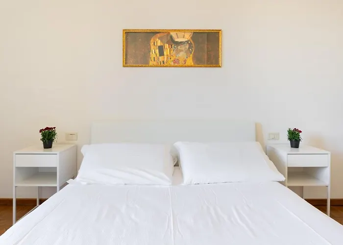 Roommo Artisti *